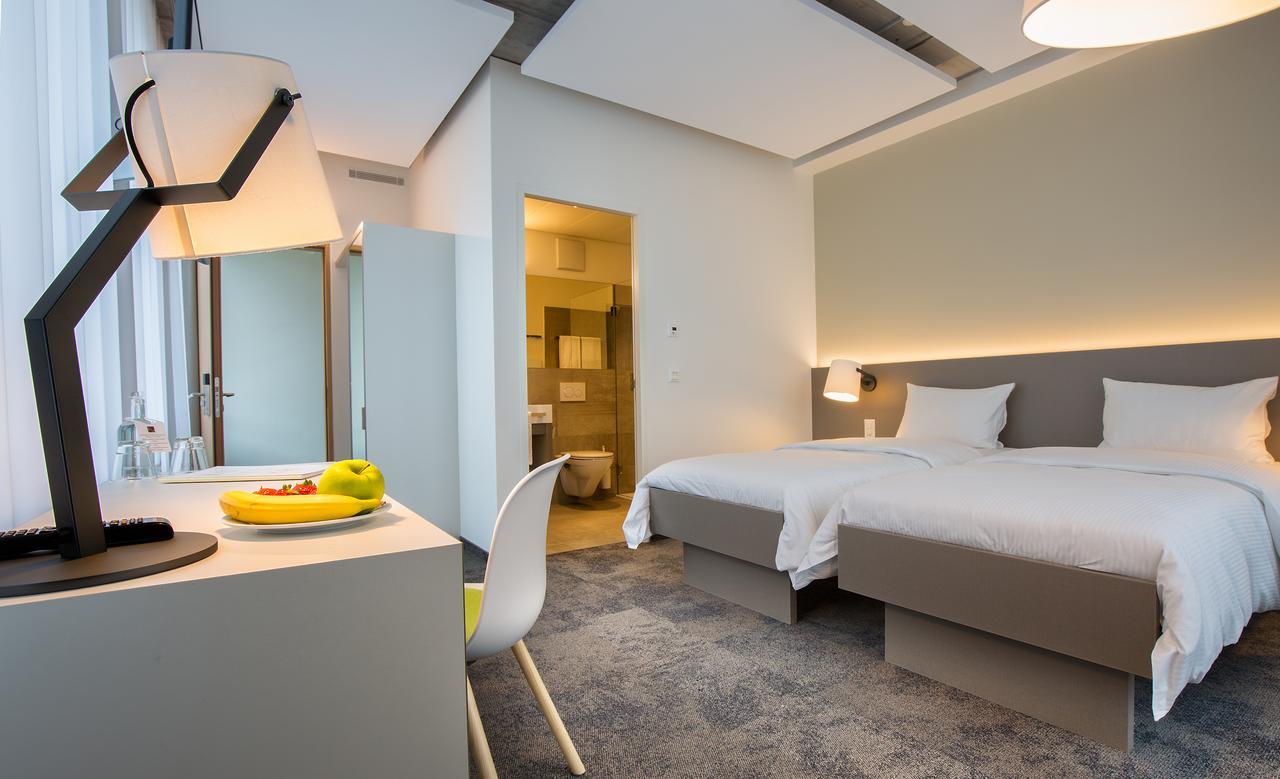 B_Smart Motel Landquart Luaran gambar